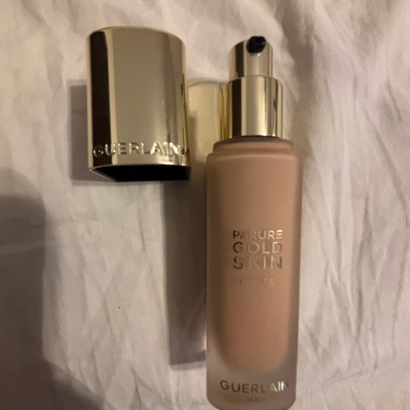 GUERLAIN Gold Skin Matte Foundation 3.5 N Medium Skin Neutral Beige Undertones - Picture 4 of 5